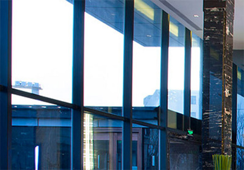 現(xiàn)代住宅設(shè)計(jì)中鋁門(mén)窗的搭配與應(yīng)用